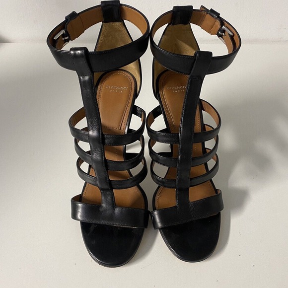 Givenchy Black Leather Kali Strappy Sandal Cage T Strap Open Toe Slim He… - Picture 4 of 9